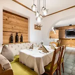 Hubertus Hotel 3*