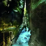 Hubertus 3*