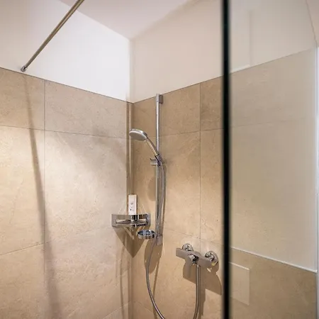 Hubertus 3*