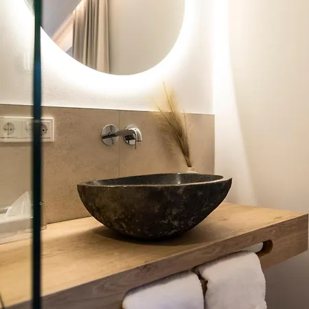 Hubertus Hotel 3*