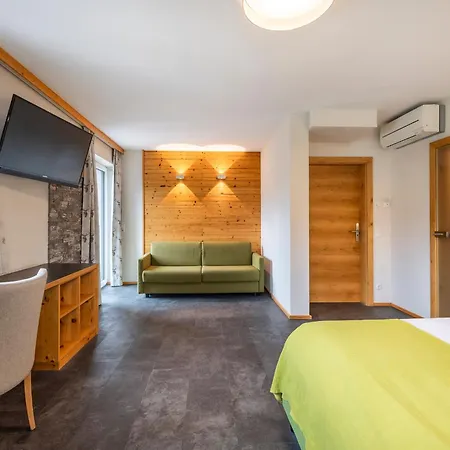 Hotel Hubertus 3*