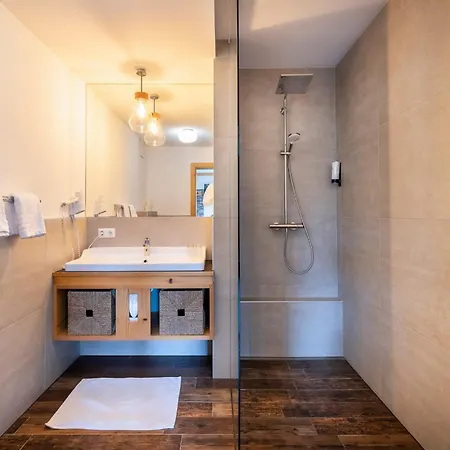 Hubertus 3*