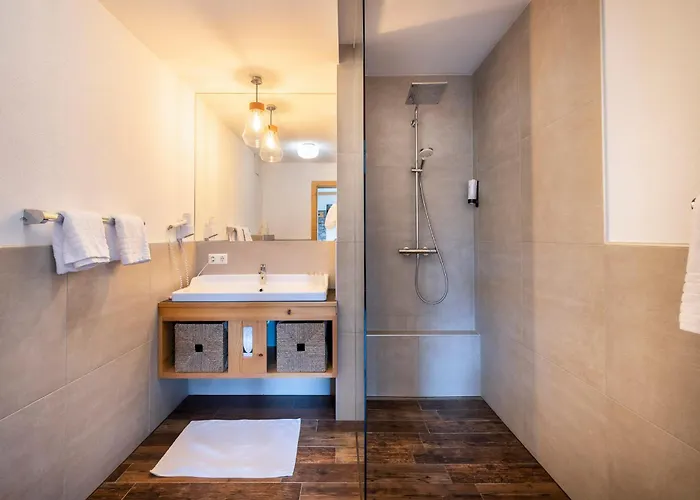Hubertus 3*